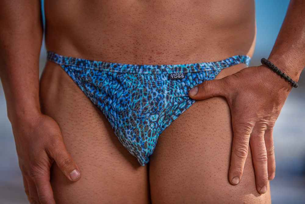 Whale Tale Back Thong - Comfy String Side
